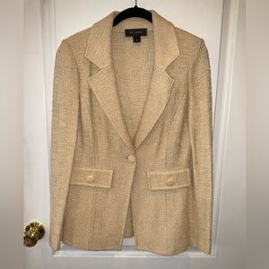 ST. JOHN 2-Piece Suit—Jacket (Sz. 6) & Skirt (Sz. 8) Gold—EUC & GORGEOUS!!